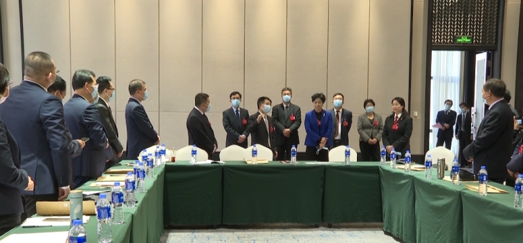 李为军刘丽香等区领导分组看望参加区二届人大五次会议的代表-鹿泉区